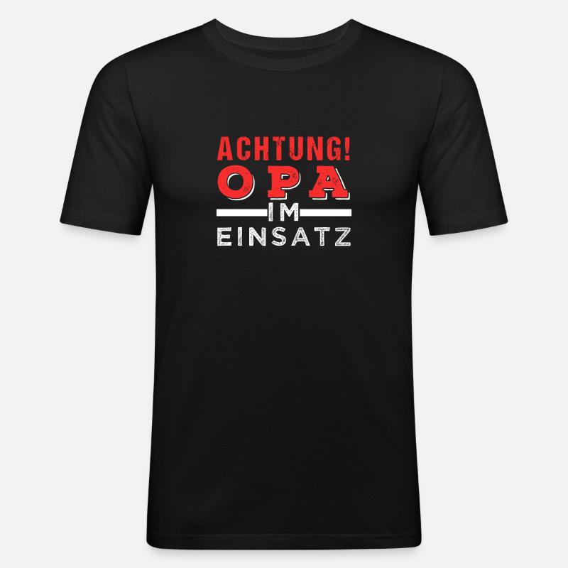 Achtung! Opa im Einsatz - Männer Slim Fit T-Shirt - Schwarz