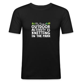 Tricot dans le parc - T-shirt près du corps Homme - noir - Devant - Nik (191cm)