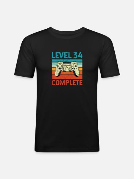 Level 34 Complete - Männer Slim Fit T-Shirt - Schwarz