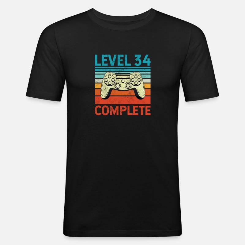 Level 34 Complete - Männer Slim Fit T-Shirt - Schwarz