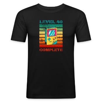 40 Geburtstag. T-Shirt für 40. Game. Level 40. - Männer Slim Fit T-Shirt - Schwarz - Vorne - Nik (191cm)