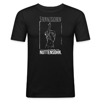 Sternzeichen NUTTENSOHN. - Männer Slim Fit T-Shirt - Schwarz - Vorne - Nik (191cm)