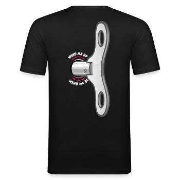 Zieh mich auf - Männer Slim Fit T-Shirt - Schwarz - Hinten - Nik (191cm)