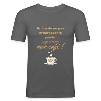 Humour café grincheux le matin - T-shirt près du corps Homme - gris graphite - Devant - Nik (191cm)