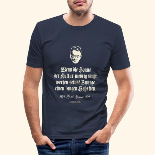 Karl Kraus Zitate T-Shirt | www.spassprediger.de - Männer Slim Fit T-Shirt