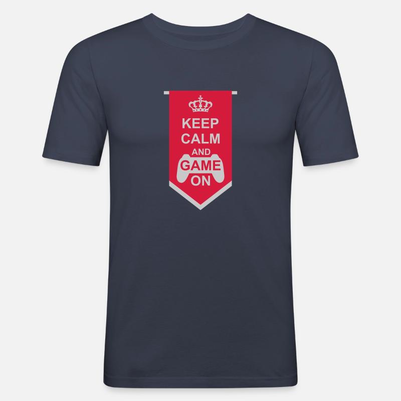 Banner Keep Calm Game - Männer Slim Fit T-Shirt - Navy