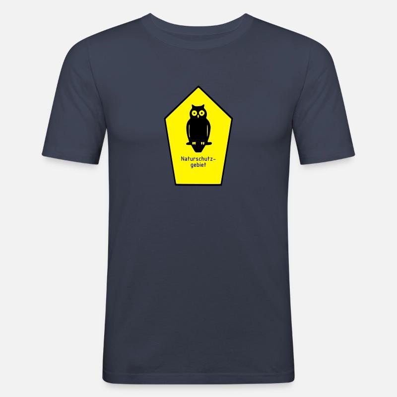Schild Naturschutzgebiet / Eule - Männer Slim Fit T-Shirt - Navy
