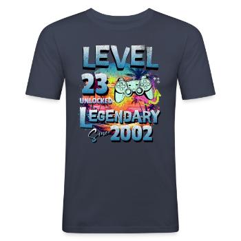 Level 23 Freigeschaltet seit 1982 Geburtstag - Männer Slim Fit T-Shirt - Navy - Vorne - Nik (191cm)