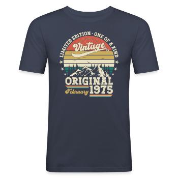 50e verjaardagscadeau echtgenoot origineel februari 1975 - Mannen slim fit T-shirt - navy - Voor - Nik (191cm)