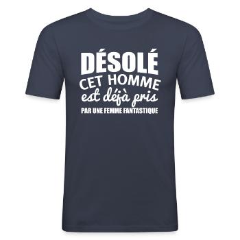 "Une femme fantastique" T-shirt famille humour - T-shirt près du corps Homme - bleu marine - Devant - Nik (191cm)