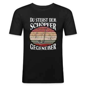 Du stehst dem Schöpfer gegenüber - Männer Slim Fit T-Shirt - Schwarz - Vorne - Nik (191cm)