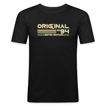 1994 - Männer Slim Fit T-Shirt - Schwarz - Vorne - Nik (191cm)