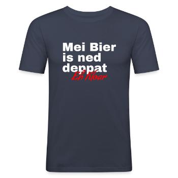 Mei Bier is ned deppat mundl Merkatz Wiener - Männer Slim Fit T-Shirt - Navy - Vorne - Nik (191cm)