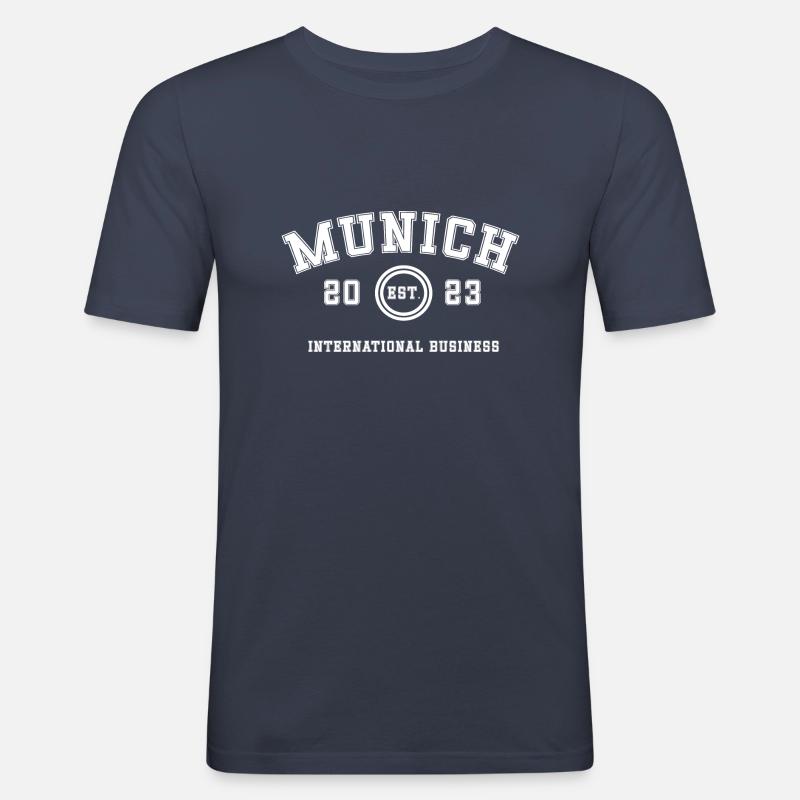 Studium in München: BWL, 2023 - Männer Slim Fit T-Shirt - Navy
