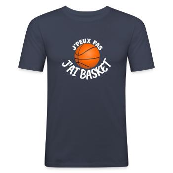 J'peux pas j'ai basket. Humour sur le basket - T-shirt près du corps Homme - bleu marine - Devant - Nik (191cm)