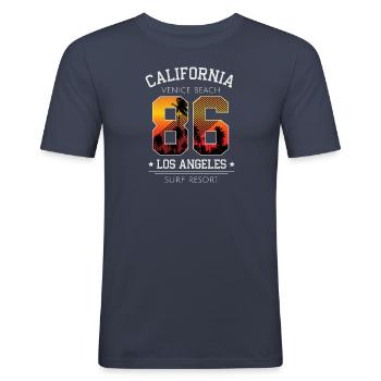 Californië Venice Beach Los Angeles Surfing Resort - Mannen slim fit T-shirt - navy - Voor - Nik (191cm)