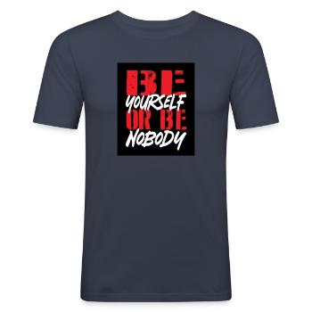 Soi toi même - T-shirt près du corps Homme - bleu marine - Devant - Nik (191cm)