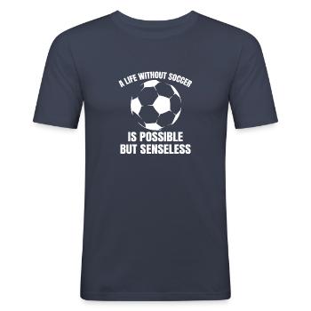 Fußballmannschaft Fußballverein Fußballspieler - Männer Slim Fit T-Shirt - Navy - Vorne - Nik (191cm)