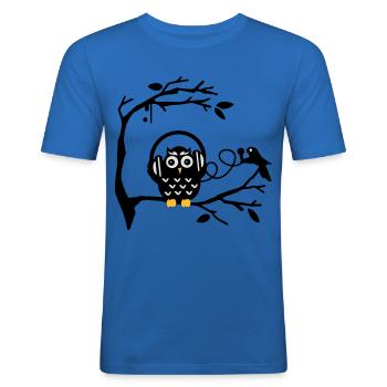 musikgenuss - Männer Slim Fit T-Shirt - Königsblau - Vorne - Jaron (178cm)