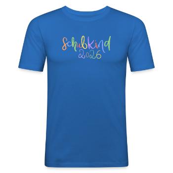 Schulkind 2026 Regenbogen Schrift - Männer Slim Fit T-Shirt - Königsblau - Vorne - Jaron (178cm)
