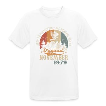 Anniversaire en Novembre 1979 - Novembre 1979 - T-shirt respirant Homme - blanc - Devant - AI Model Male 185 dark (185cm)