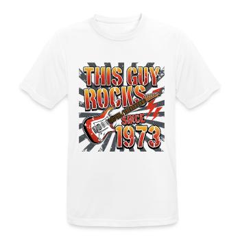 Dieser Kerl rockt seit 1973 Jahrgang Geburtstag - Männer T-Shirt atmungsaktiv - Weiß - Vorne - AI Model Male 185 dark (185cm)