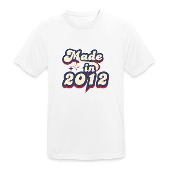 Hergestellt im Jahr 2012 retro - Männer T-Shirt atmungsaktiv - Weiß - Vorne - AI Model Male 185 dark (185cm)