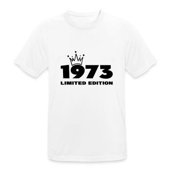 1973 Krone - Männer T-Shirt atmungsaktiv - Weiß - Vorne - AI Model Male 185 dark (185cm)