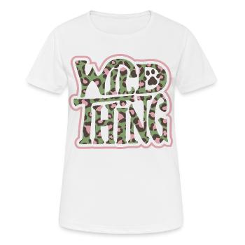Wild Thing – Camo-Print Schriftzug - Frauen T-Shirt atmungsaktiv - Weiß - Vorne - AI Model Female 172 dark (172cm)