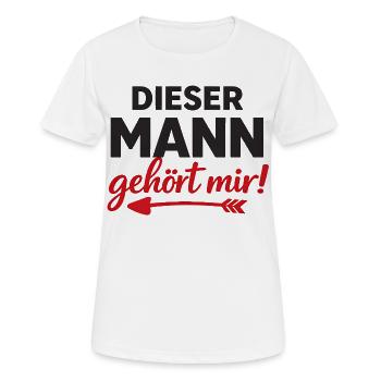 DIESER MANN gehört mir Partner Geschenk für Paare - Frauen T-Shirt atmungsaktiv - Weiß - Vorne - AI Model Female 172 dark (172cm)