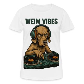 Weimaraner DJ: Retro Musik Design – Weim Vibes - Frauen T-Shirt atmungsaktiv - Weiß - Vorne - AI Model Female 172 dark (172cm)