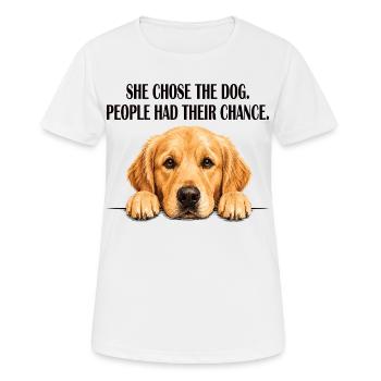 Maman Golden Retriever Elle a choisi le chien - T-shirt respirant Femme - blanc - Devant - AI Model Female 172 dark (172cm)