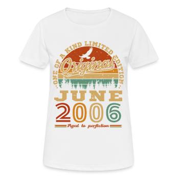 Juni 2006 Vintage-Retro-Geburtstagsgeschenk - Frauen T-Shirt atmungsaktiv - Weiß - Vorne - AI Model Female 172 dark (172cm)