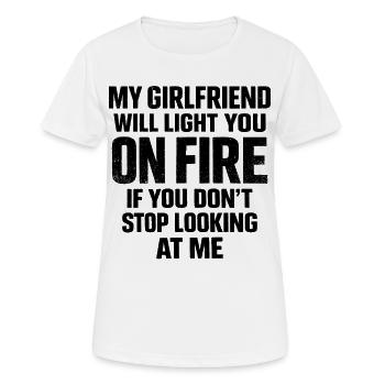 Humorvolles Paar Freundin eifersüchtig lustiges Geschenk - Frauen T-Shirt atmungsaktiv - Weiß - Vorne - AI Model Female 172 dark (172cm)