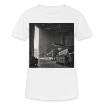 Raven on Plane Lost Place Vintage Animal Crime - Women's Breathable T-Shirt - white - Front - AI Model Female 172 dark (172cm)