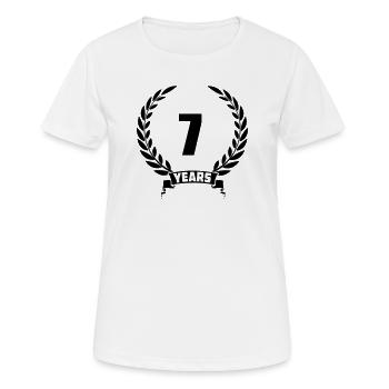 Laurel wreath 7 years with number and banner year - Women's Breathable T-Shirt - white - Front - AI Model Female 172 dark (172cm)