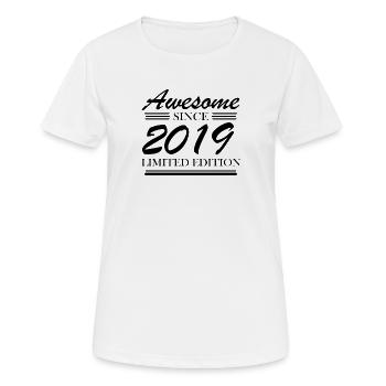2019 - Jahrgang 2019 - Geburtsjahr 2019 - Frauen T-Shirt atmungsaktiv - Weiß - Vorne - AI Model Female 172 dark (172cm)