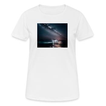 Shiff bei Nacht - Frauen T-Shirt atmungsaktiv - Weiß - Vorne - AI Model Female 172 dark (172cm)