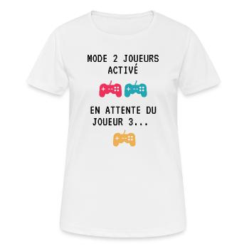 Cadeau En attente du joueur 3 papa maman gamer - T-shirt respirant Femme - blanc - Devant - AI Model Female 172 dark (172cm)