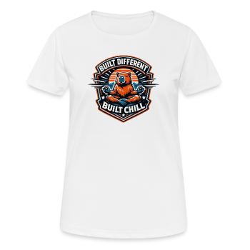Biber Chill Logo – Built Different - Frauen T-Shirt atmungsaktiv - Weiß - Vorne - AI Model Female 172 dark (172cm)