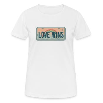 Retro Nummernschild – Love Wins Rainbow - Frauen T-Shirt atmungsaktiv - Weiß - Vorne - AI Model Female 172 dark (172cm)