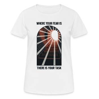 Angst als Wegweiser: Lösungsweg - Frauen T-Shirt atmungsaktiv - Weiß - Vorne - AI Model Female 172 dark (172cm)