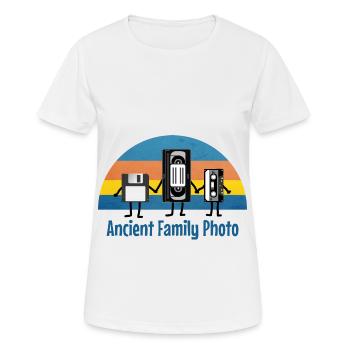 Rétro disquette cassette vidéo cassette audio photo - T-shirt respirant Femme - blanc - Devant - AI Model Female 172 dark (172cm)