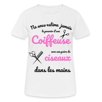 T-shirt ne sous estime jamais coiffeuse ciseaux - T-shirt respirant Femme - blanc - Devant - AI Model Female 172 dark (172cm)