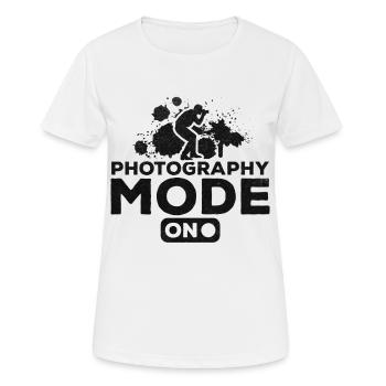 Photographier le mode appareil photo sur l’appareil photo - T-shirt respirant Femme - blanc - Devant - AI Model Female 172 dark (172cm)