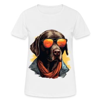Urban Retriever: Streetwise Labrador Vibes - T-shirt respirant Femme - blanc - Devant - AI Model Female 172 dark (172cm)