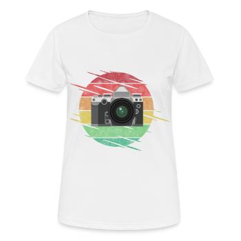 Kamera - Frauen T-Shirt atmungsaktiv - Weiß - Vorne - AI Model Female 172 dark (172cm)