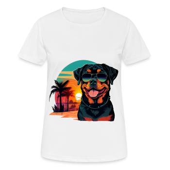 Rottweiler am Strand mit Sonnenbrille - Frauen T-Shirt atmungsaktiv - Weiß - Vorne - AI Model Female 172 dark (172cm)