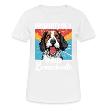 Propriété d’un Bernedoodle gâté - T-shirt respirant Femme - blanc - Devant - AI Model Female 172 dark (172cm)