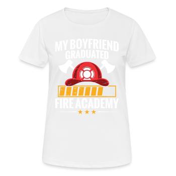 Mein Freund Hat Die Fire Academy Abgeschlossen - Frauen T-Shirt atmungsaktiv - Weiß - Vorne - AI Model Female 172 dark (172cm)